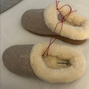 Cozy Cream Mules by Dearfoams